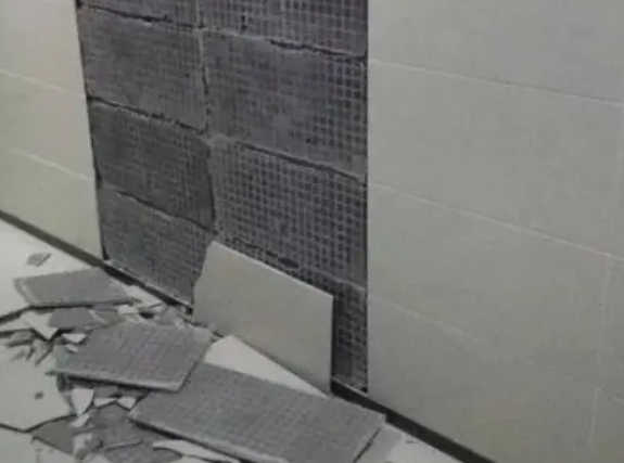罗城瓷砖空鼓维修公司分享下罗城墙砖松动维修的知识